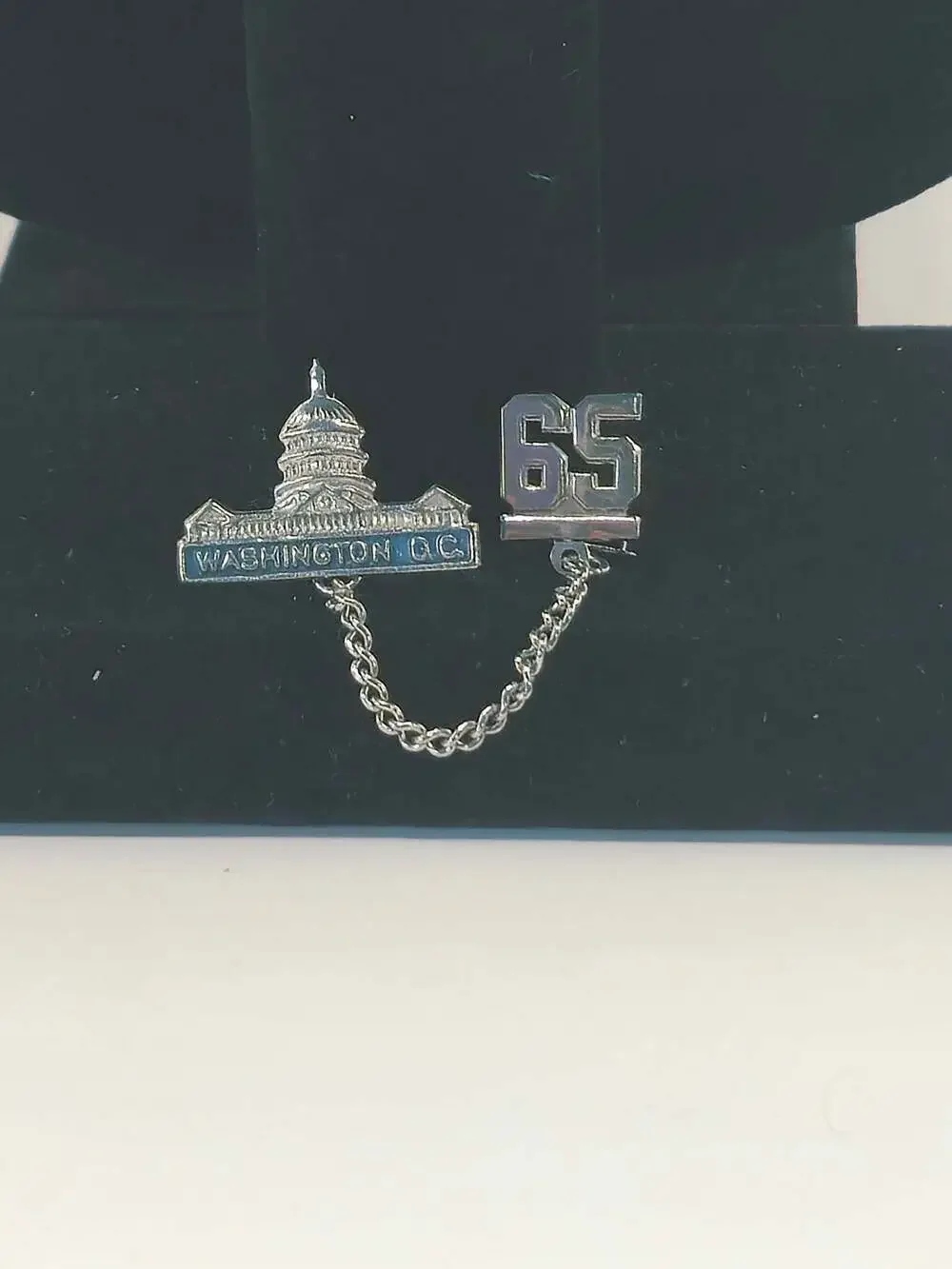 Vintage 1965 Washington D.C. U.S. Capitol Building Souvenir Double Lapel Pin